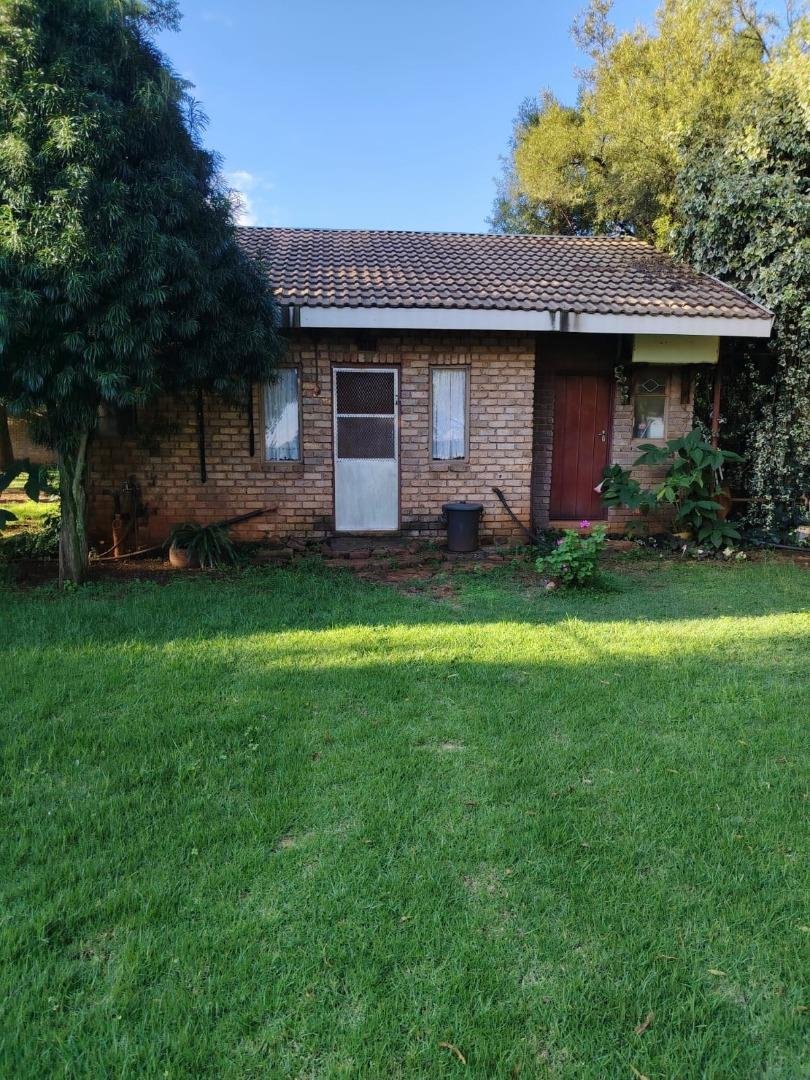 Commercial Property for Sale in Hartbeesfontein North West
